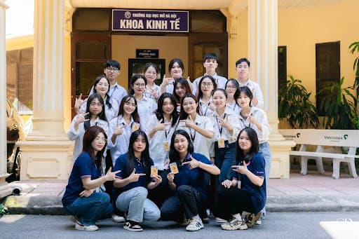 Tọa đàm Kỹ năng nghề nghiệp: Chìa khóa tự tin bứt phá trong kỷ nguyên số